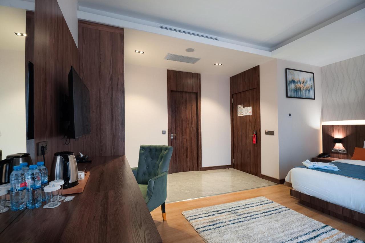 Wellness Hotel And Spa Tashkent Esterno foto