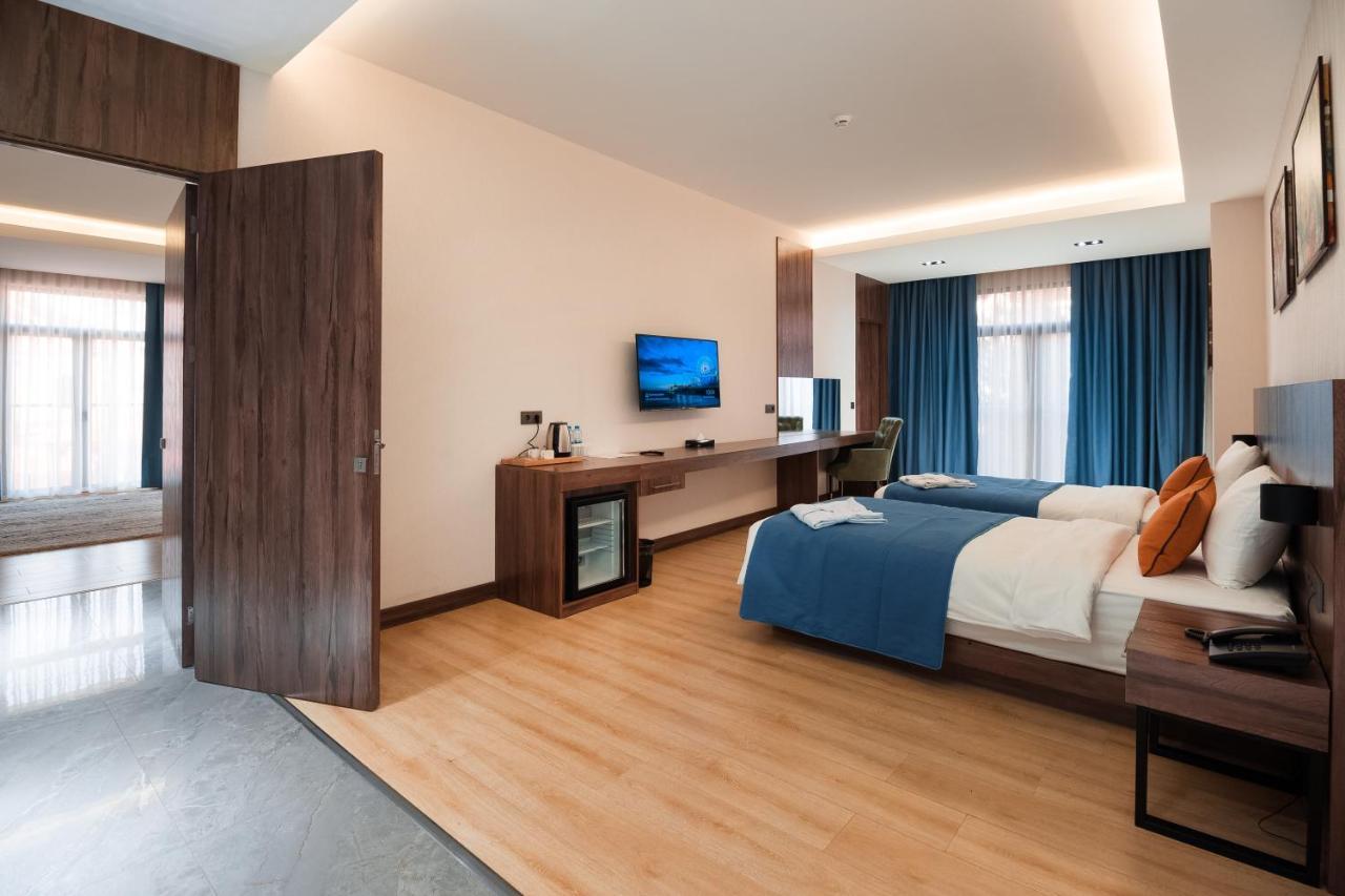 Wellness Hotel And Spa Tashkent Esterno foto